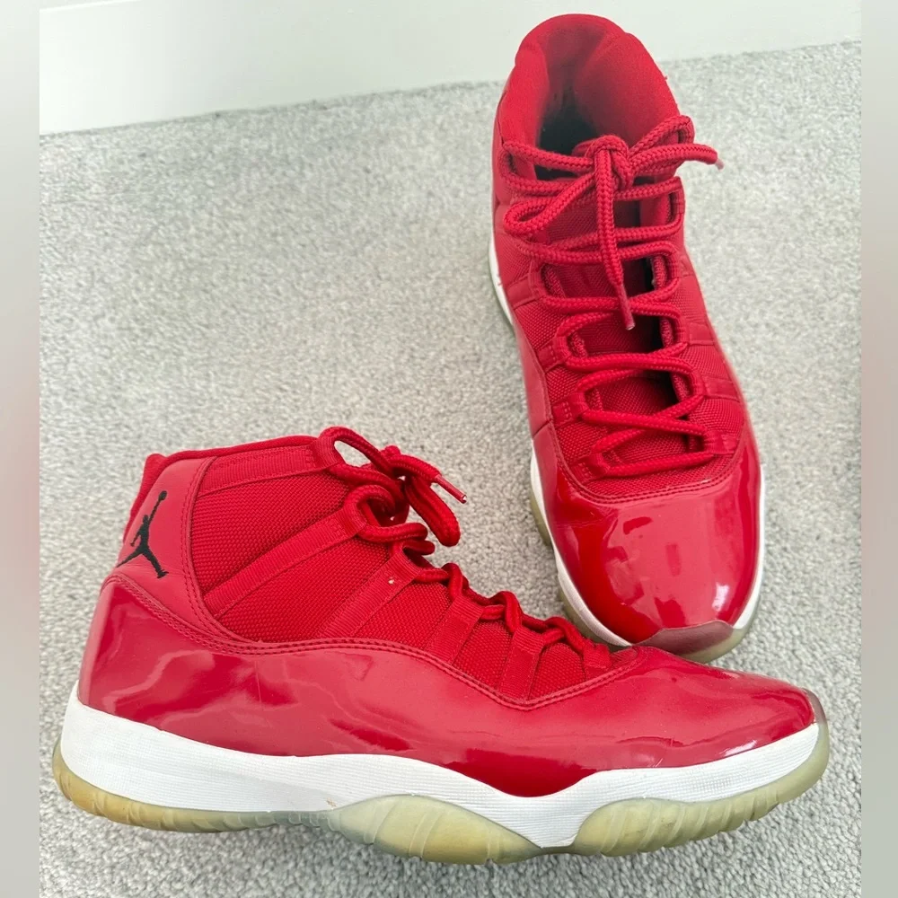 Air Jordan 11